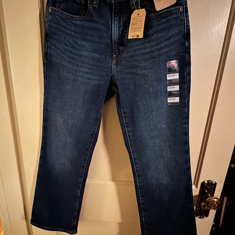 Women’s Levi’s Blue Jeans